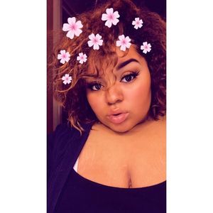 Meet your Posher, Bobbi